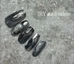 モード形ニュアンスネイル期間限定初回500円オフ💓