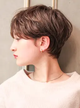 肩上ショートカット+無料サロントリートメント