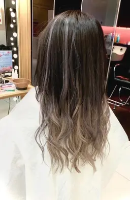 ハイライト＋全体カラー＋トリートメント💞