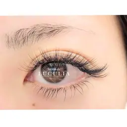 ボリュームラッシュ300本 美容液配合コーティング付通常￥9,800円→￥7,500円