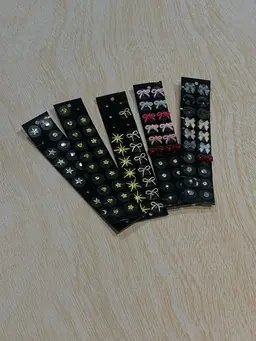 ✨💎話題の耳ツボジュエリー💎✨