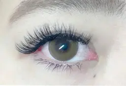 ボリュームラッシュ　80束（320本程度）