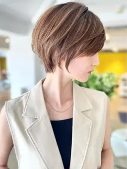 🟥三上指名限定クーポン🟥【白髪を活かすケアブリーチハイライト】+【大人美人ショート】+【集中補修トリートメント】