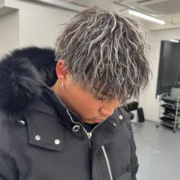 メンズカット×ハイトーンカラー