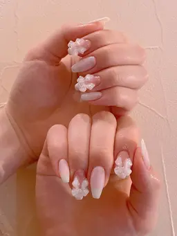 オススメ🫧🩵チップ10本長さだし&4本デザインコース💅