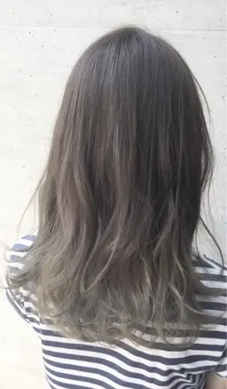 ✂️カット無料✂️人気NO2‼️グレージュ系が好き！ツヤ感！❤️アディクシーカラー+カット+ミルボンケアトリートメント
