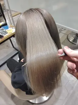 カット➕ブリーチ➕カラー➕トリートメント✂️🪄