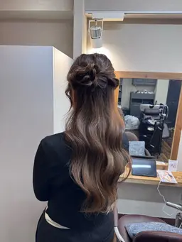 ヘアセット💖（つけたい飾りがある場合はご持参ください◎）