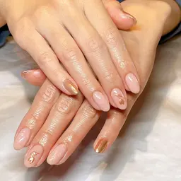 ご新規様◇平日限定！10時～17時　オフ有　自爪を削らないつやつやパラジェルシンプルEコース