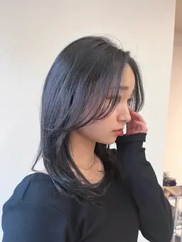 【限定クーポン】小顔カット+アディクシーカラー＋高保湿トリートメント