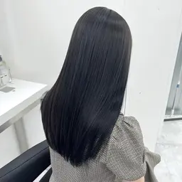 【1日1名様限定❄️🎀🤍】くせ、うねり気になる方💭👀✨カット＋縮毛矯正💖