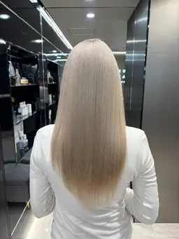 【2/22 18:30​〜​限定】✨ブリーチリタッチ×オンカラー✨※根元2cm​〜​3cm伸びてる方