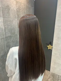 🌼似合わせカット🌼【女性ロングヘアー限定‼️】カット➕最高級Aujuaトリートメント(⚠️5センチ以上カット必須)