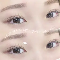 【 中顔面短縮‎𖤐 ̖́-‬ 】パリジェンヌラッシュリフトorまつ毛パーマ上下セット/コーティング仕上げ⟡.·