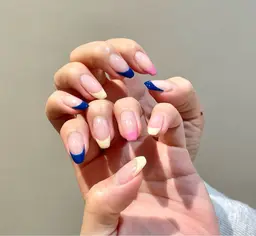 💗🎄クリスマスクーポン🎄💗💅フレンチネイル（オフ込み）