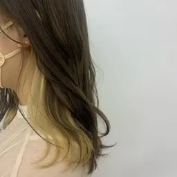 [🥝ポイントで楽しみたい方] カット + イヤリングカラー  ⚠︎︎後ろまでのインナーカラーは+¥3,300