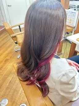 🩵すぐ予約より🩵インナーカラー➕トリートメント🩵
