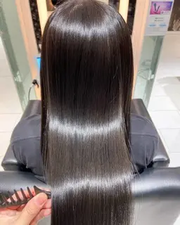 【酸性縮毛矯正✨】ツヤツヤの質感　感動の質感　酸性ストレート💕