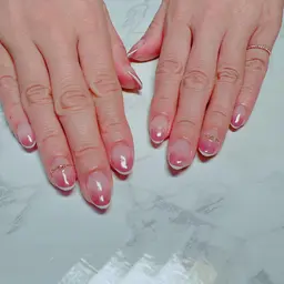 初回ソフトジェルオフ無料♫カラーグラデーション※ラメ付き⚠️アート別料金⚠️