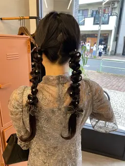 ヘアセット♡(7​〜​10時まで)⚠️時間によって早朝料金あり。早朝は現金のみで、使いたい飾り等はご持参ください