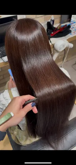 【スペシャルケアカラー】艶髪✨️ワンカラー➕髪質改善トリートメント（グラスヘアートリートメント）