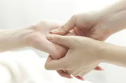 ハンドマッサージ