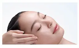 『目もとケア』⇨フェイシャルケア+アイゾーンケア