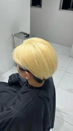 ✨ブリーチリタッチ+オンカラー+カット✨【17日限定✨】