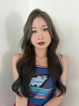 韓国風レイヤーカット🌷+プレミアムトリートメント付き✨️(スチーム付き)