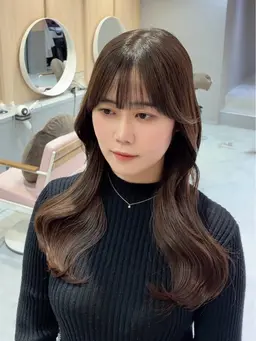 韓国風レイヤーカット+髪質改善縮毛矯正 \9,900