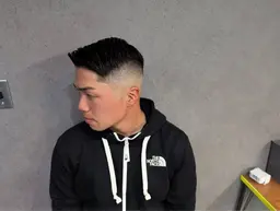 カット(スキンフェード)