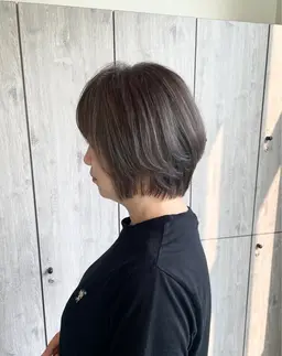 【カラーのみ】白髪ぼかしハイライト