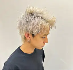 学生12月限定価格🌟カット＋ブリーチ+カラー