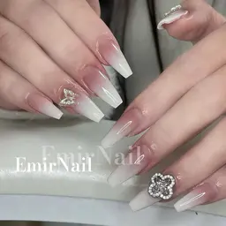 オフ無料🫶🏻グラデーションネイル💅チップ長さだし10本