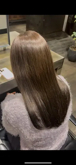 🎨 ケアカラー＋髪質再生トリートメント付き！