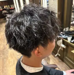 🌷先着1名様のみ🌷メンズカット+特殊パーマ🌷