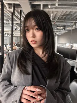 【1/30、2/1  限定‼️】レイヤーカット＋ダメージ補修トリートメント（切って写真の長さにできる方限定‼️）