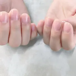 ✨ネイルケア✨整爪→甘皮ケア→ベースコートでお仕上げします✨