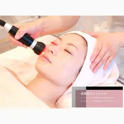 【小顔】むくみリンパ+たるみ脂肪ケア小顔高周波［全顔］75分