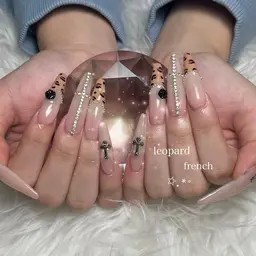 ‎🤍長さだしOK デザインやり放題 (オフなし)