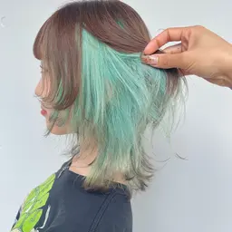 レイヤーカット(顔周りレイヤー/ウルフカット/韓国風)+インナーカラー(ブリーチ/全頭カラー込み)トリートメント付き🌿