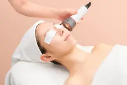 40代からの【たるみに徹底アプローチ】続けるほどにリフトアップする人気の組み合わせ♡20%OFF