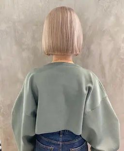 ‎🤍期間限定！！！🤍ブリーチリタッチ➕オンカラー✨️(トリートメント付)