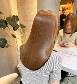 【最高峰ダメージ補修】レブケラ酸熱トリートメント＋カット🧸