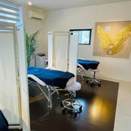 フェイシャルトリートメント 【お肌のお手入れ+肌状態に合わせたパック+(頭、肩周りのマッサージ】