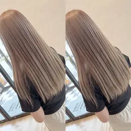 💫ダメージレス艶髪ハイトーン💫カット＋ブリーチカラー＋プレミアム髪質改善トリートメント💫¥19800💫