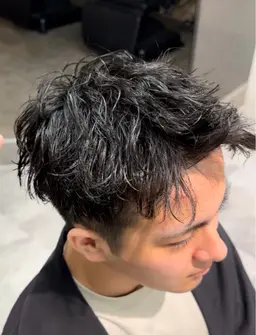 大人気ツイストスパイラル スパイラルパーマ✂️メンズカット＋特殊パーマ✂️