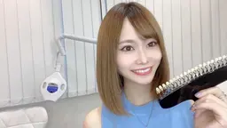 大人気♪似合わせカット＋美歯プラチナムセルフホワイトニング３０分照射🦷❣️