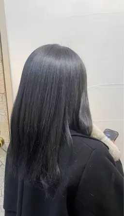 【就活や実習前に🖤】黒染めを使わない暗髪カラー+エミーム3stepトリートメント（超音波アイロン付）+炭酸スパ📰♟