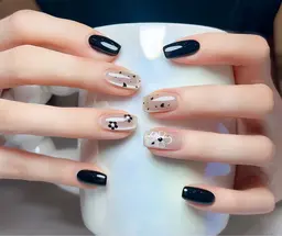 HANDアート4本両手左右2本ずつ2本アート＋ハンドケア付き